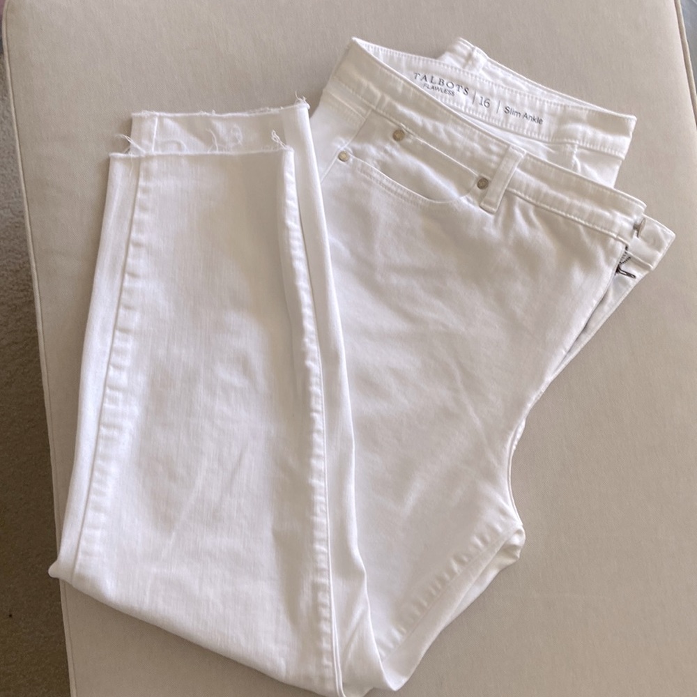 Talbots white slim ankle jeans EUC